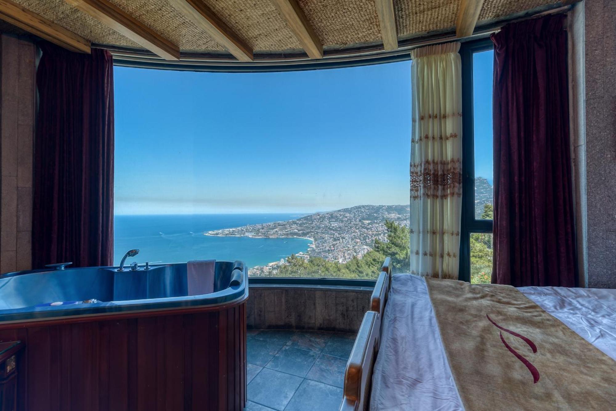 Bay Lodge Boutique Hotel Jounieh Eksteriør bilde