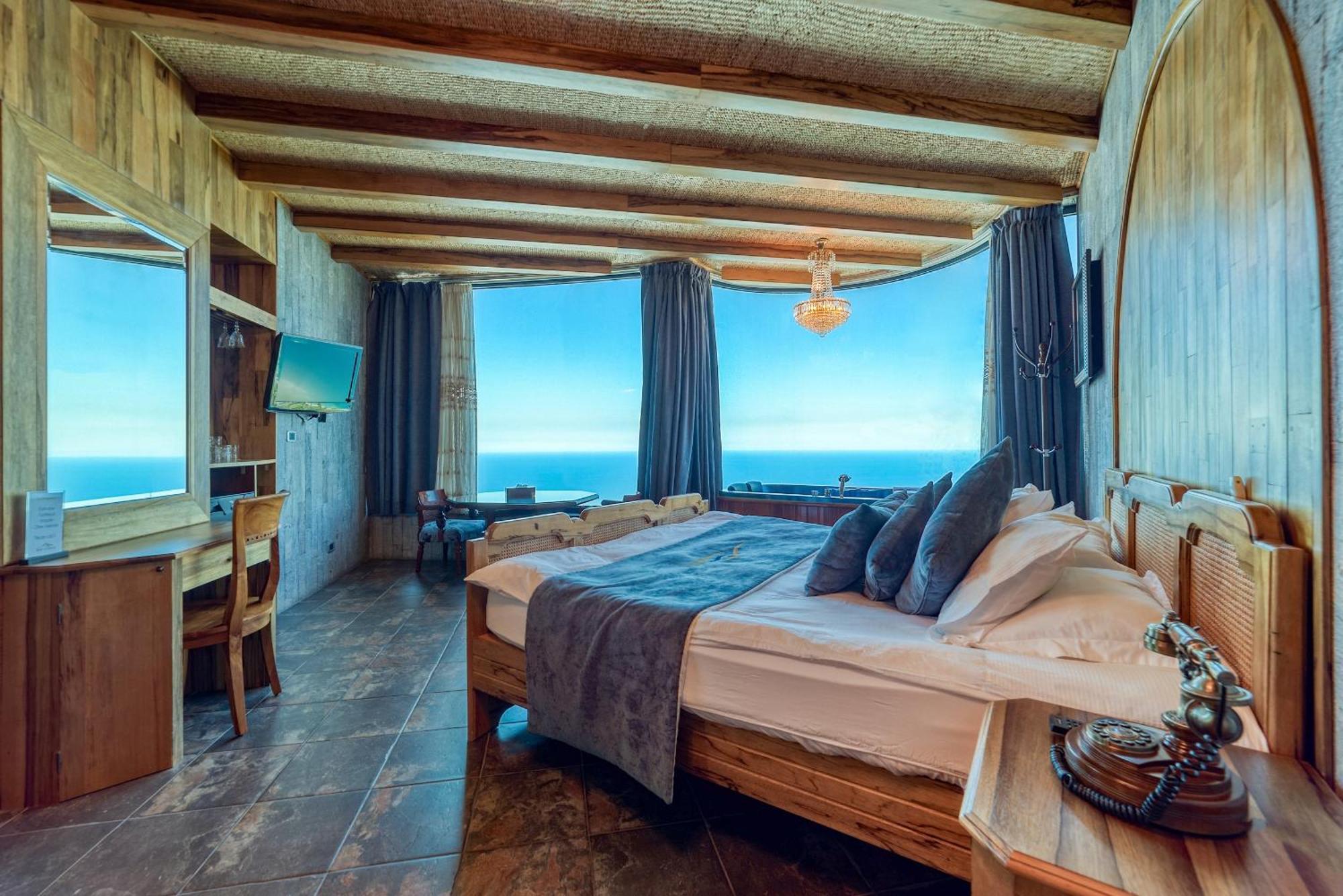 Bay Lodge Boutique Hotel Jounieh Eksteriør bilde