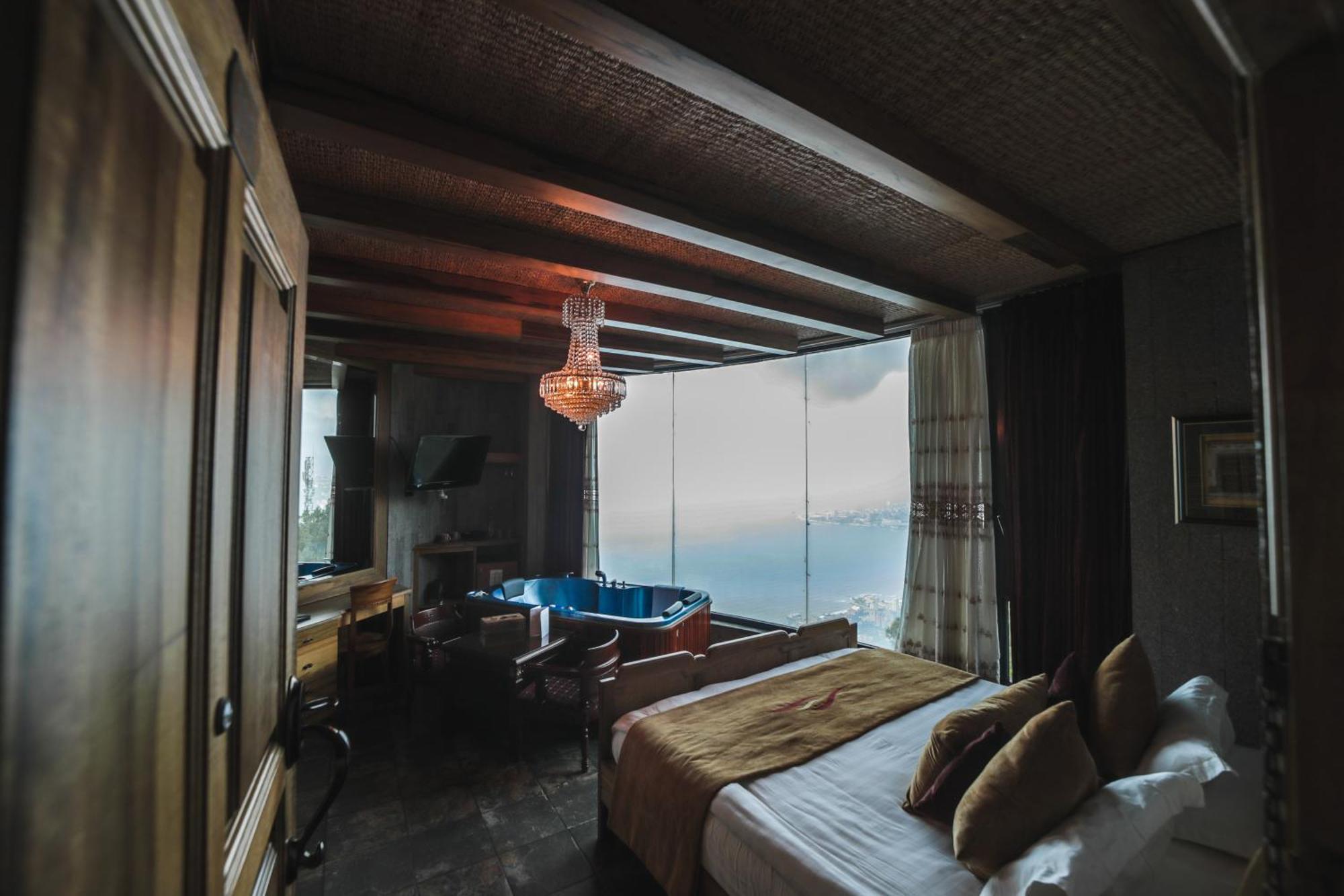 Bay Lodge Boutique Hotel Jounieh Eksteriør bilde